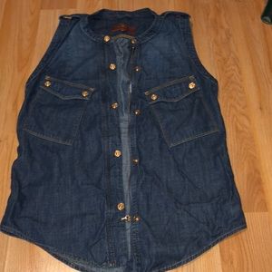 24.Denim vest